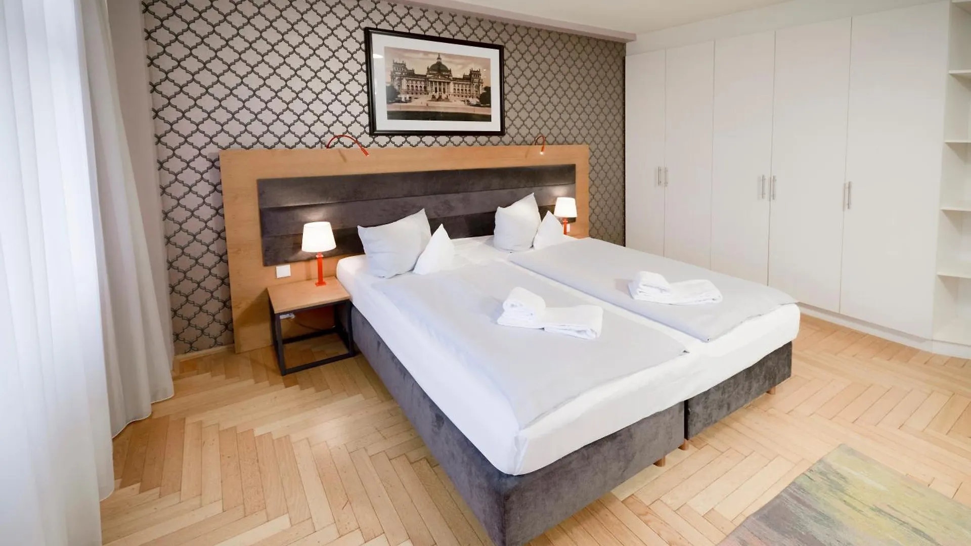 Amc Apartments - Ku'Damm Berlin Aparthotel